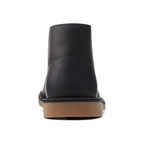 Zwarte heren chukka boots van leer met bruine zool